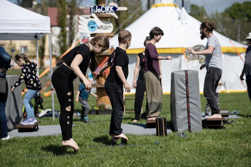 Cirkus Base - workshopy. Foto: Miloš Štáfek.